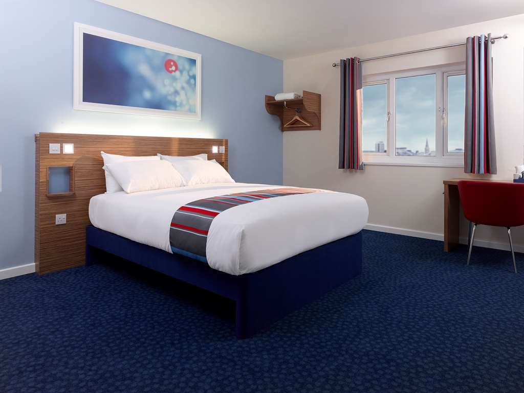 Travelodge Milton Keynes Old Stratford Quarto foto