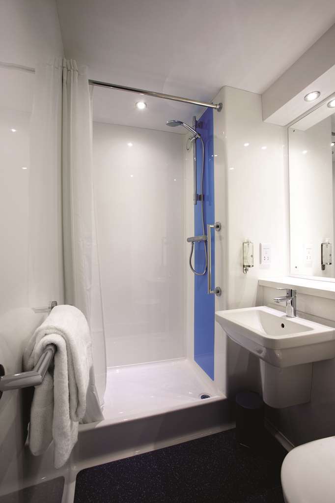 Travelodge Milton Keynes Old Stratford Quarto foto