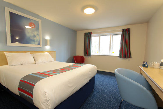 Travelodge Milton Keynes Old Stratford Quarto foto